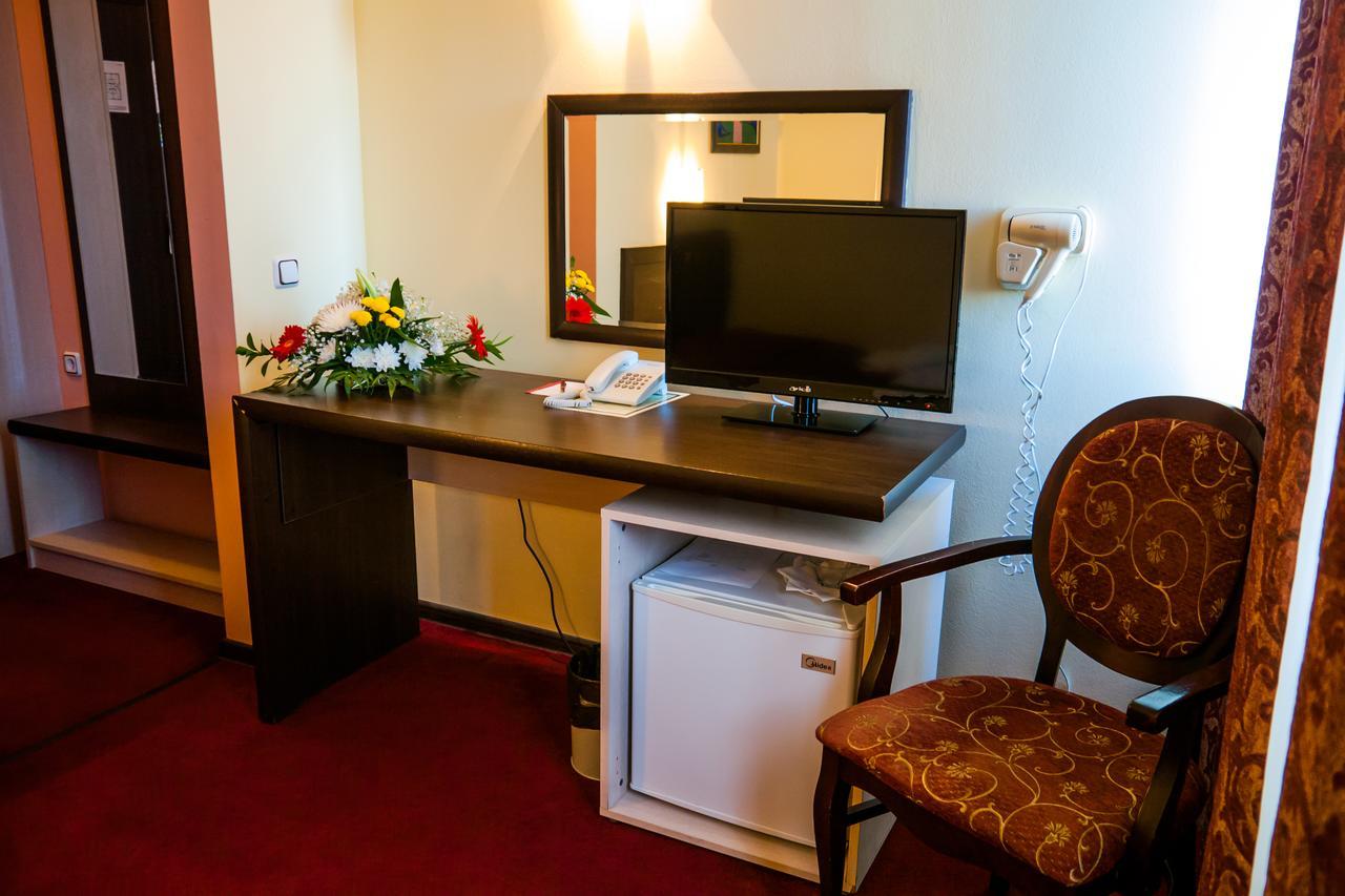 Hotel Kabile Yambol Luaran gambar